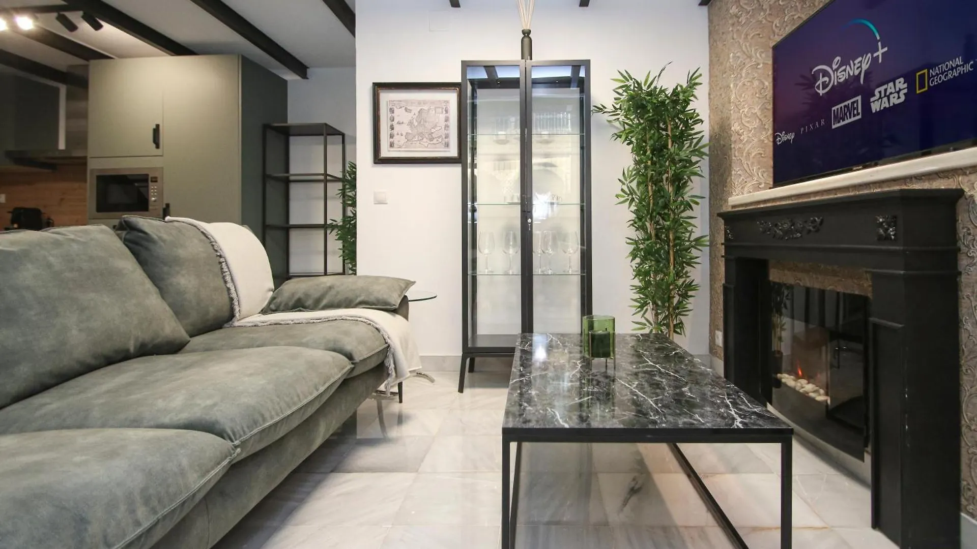 New! Luxurious & Chic Duplex Next To The Cathedral Apartment Seville