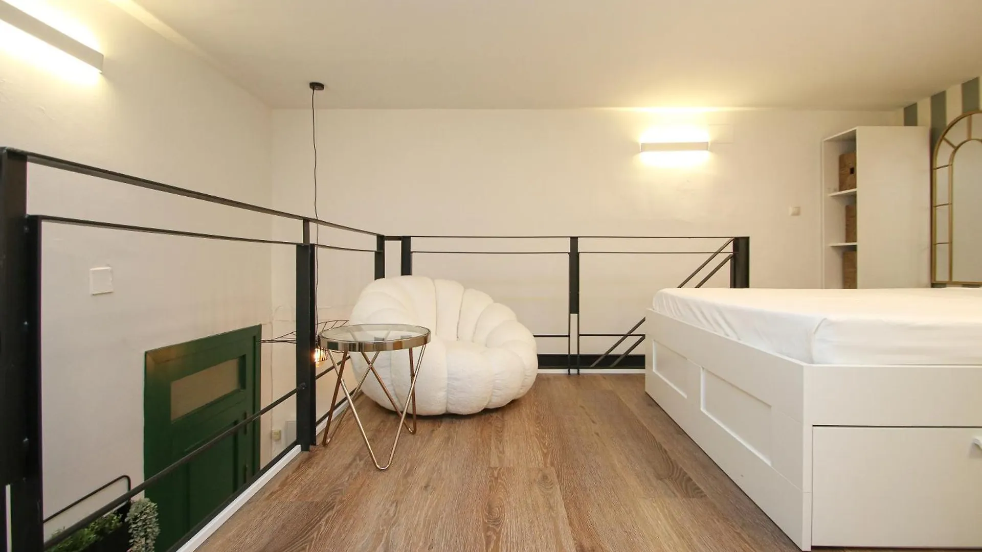 New! Luxurious & Chic Duplex Next To The Cathedral Apartment Seville